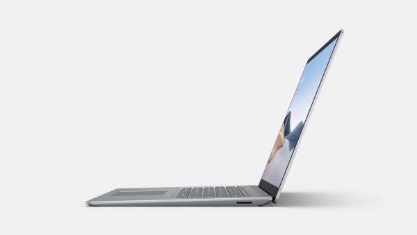 Surface Laptop 4 For Business Aufgeklappt Von Der Seite