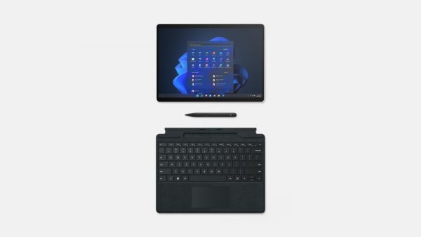 Microsoft Surface Pro Mit Signature Keyboard In Schwarz Und Mit Slim Pen 2 In Schwarz