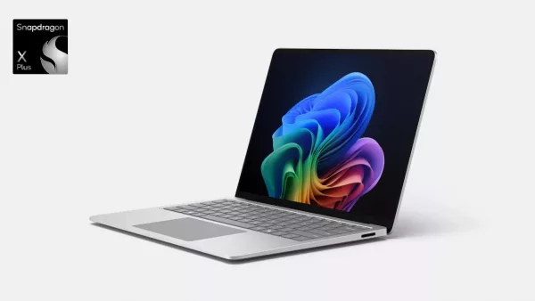 Microsoft Surface Laptop, Copilot+ PC Mit Snapdragon® X Plus / 16 GB / 512 GB SSD 13.8“ Touchscreen Platin (ZGX-00005)